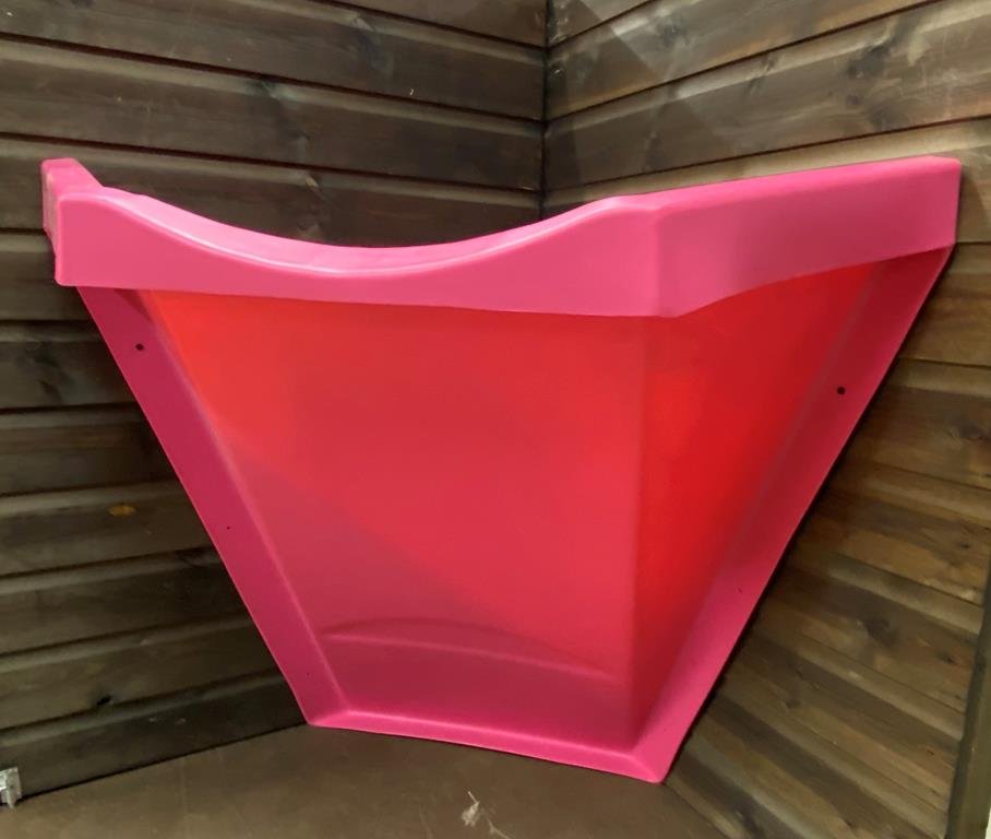 Wall Mounted Hay Feeder - Image 12